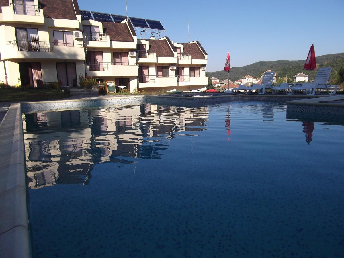 Hotel Enchevi Kirkovo  Eksteriør bilde